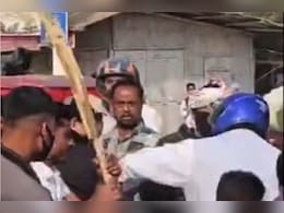कांग्रेस सांसद पर बैट से भीड़ का जानलेवा हमला, पुलिस को फायरिंग कर बचानी पड़ी जान, VIDEO कांग्रेस सांसद पर बैट से भीड़ का जानलेवा हमला, पुलिस को फायरिंग कर बचानी पड़ी जान, VIDEO
