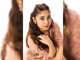 <i>Mirzapur's</i> Shweta Tripathi Gears Up To Turn Producer This Year <i>Mirzapur's</i> Shweta Tripathi Gears Up To Turn Producer This Year