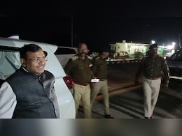 यहां नदारद मिले सीडीपीओ तिवारी, तो कमिश्नर रीवा ने लिया एक्शन, भारी पड़ गई ड्यूटी में लापरवाही यहां नदारद मिले सीडीपीओ तिवारी, तो कमिश्नर रीवा ने लिया एक्शन, भारी पड़ गई ड्यूटी में लापरवाही