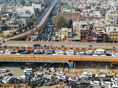 महाशिवरात्रि पर महाकुंभ का आखिरी स्‍नान, जाने का बना रहे हैं प्लान तो पहले जान लें ये ट्रैफिक अपडेट