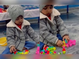 3 साल के बच्चे ने गाया मेरे ढोलना गाना, यूजर्स तो क्या खुद कार्तिक आर्यन भी रह गए हैरान, वीडियो शेयर करने पर हुए मजबूर 3 साल के बच्चे ने गाया मेरे ढोलना गाना, यूजर्स तो क्या खुद कार्तिक आर्यन भी रह गए हैरान, वीडियो शेयर करने पर हुए मजबूर