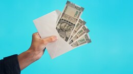 8th Pay Commission: सरकारी कर्मचाऱ्यांचा पगार आणि पेन्शनमध्ये होणार भरघोस वाढ; काय बदल होणार?