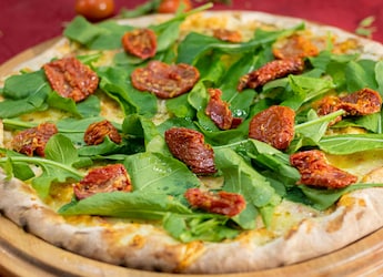 From Pasta to Pizza, 10 Genius Ways To Use Sun-Dried Tomatoes (Recipe Inside) From Pasta to Pizza, 10 Genius Ways To Use Sun-Dried Tomatoes (Recipe Inside)