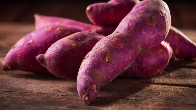 Purple sweet potatoes are a great addition to a cancer-preventive diet
