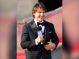 Tom Cruise Honoured With Aeronautics Medal From Aero Club Of France