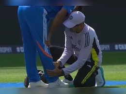 IND vs PAK: एक बार फिर चोटिल हुए मोहम्मद शमी? अचानक मैदान से गए बाहर, जानिए क्या है अपडेट