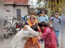 प्रेम विवाह से नाराज परिवार ने SP ऑफिस में अपनी लड़की के साथ की मारपीट, 2 लाख रुपये और गहने चुराने का लगाया आरोप