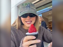 महिला ने 1600 रुपये में खरीदी एक स्ट्रॉबेरी, वजह जानकर दंग रह जाएंगे महिला ने 1600 रुपये में खरीदी एक स्ट्रॉबेरी, वजह जानकर दंग रह जाएंगे