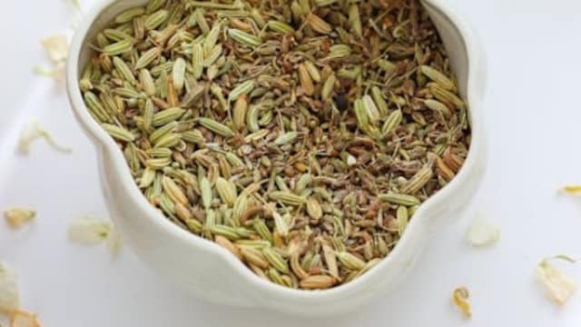 Antioxidants in fennel seeds may help protect the gut from oxidative stress