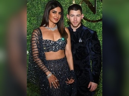 Watch: Priyanka Chopra Dances To Nick Jonas's <i>Maan Meri Jaan</i> At Brother's <i>Sangeet</i> Watch: Priyanka Chopra Dances To Nick Jonas's <i>Maan Meri Jaan</i> At Brother's <i>Sangeet</i>