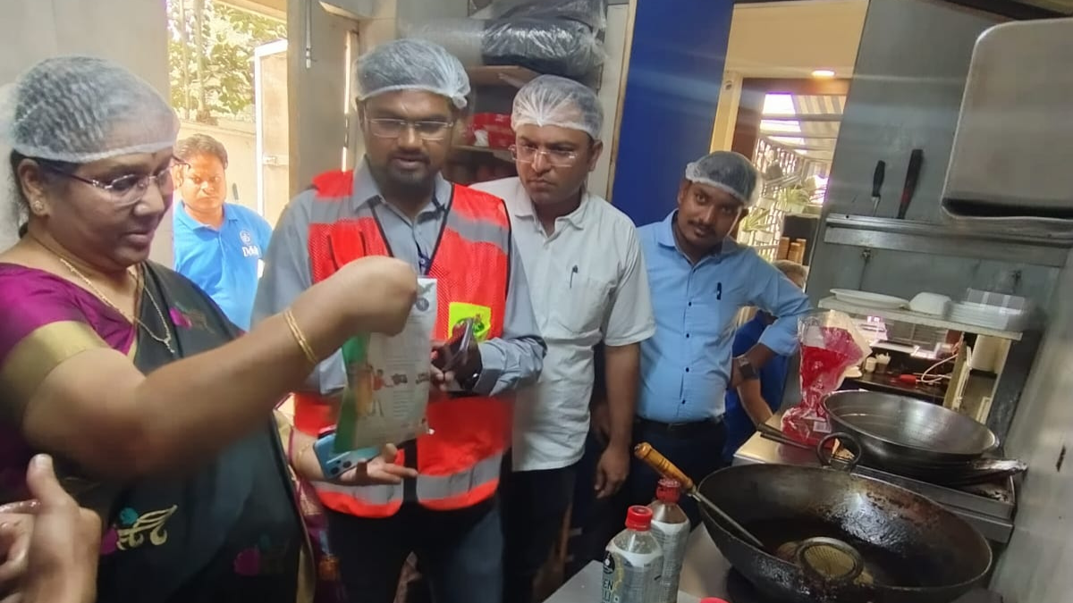 Food Waste, Unlabelled Items Flagged At These Two Restaurants In Telangana