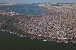 45 Days Of Maha Kumbh: A Visual Journey Through Memorable Moments 45 Days Of Maha Kumbh: A Visual Journey Through Memorable Moments