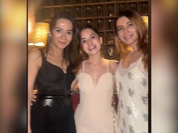 Samantha Ruth Prabhu And Uorfi Javed Finally Meet In Mumbai. Pic Goes Viral