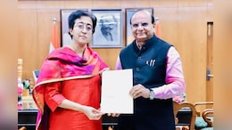 Atishi Resigns as Delhi CM: दिल्ली की सीएम आतिशी ने दिया इस्तीफा, उपराज्यपाल ने विधानसभा भंग की