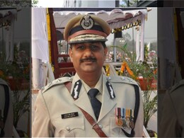 Arun Dev Gautam: IPS अरुण देव गौतम को सौंपा गया छत्तीसगढ़ पुलिस में डीजीपी का प्रभार Arun Dev Gautam: IPS अरुण देव गौतम को सौंपा गया छत्तीसगढ़ पुलिस में डीजीपी का प्रभार