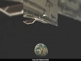 US Releases First Official Picture Of Secretive X-37B Space Plane In Orbit US Releases First Official Picture Of Secretive X-37B Space Plane In Orbit
