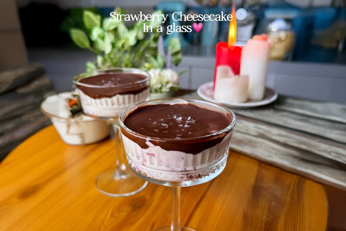 Saloni Kukreja's No-Bake Strawberry Cheesecake Glass Dessert: A Perfect Valentine's Treat!