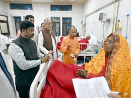 Maha Kumbh Stampede: Yogi Adityanath Meets Injured In Hospital Maha Kumbh Stampede: Yogi Adityanath Meets Injured In Hospital