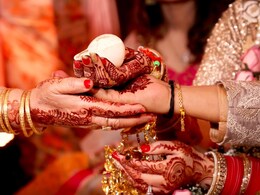 Viral Video: बाबो! प्रसिद्ध मराठी अभिनेत्याचा बायकोला धोका? दुसरं लग्न करुन घरी पोहोचला, पाहा VIDEO Viral Video: बाबो! प्रसिद्ध मराठी अभिनेत्याचा बायकोला धोका? दुसरं लग्न करुन घरी पोहोचला, पाहा VIDEO