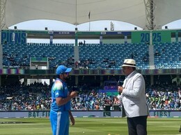 Ind vs Pak: "वह WWE अनाउंसर हो सकते हैं", शास्त्री के अंदाज पर फिर फिदा हुआ सोशल मीडिया