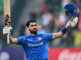 Champions Trophy : अफगाणिस्तानच्या खेळाडूची इंग्लंडविरुद्ध सेंच्युरी, पण पाकिस्तानची होतीय थट्टा! Champions Trophy : अफगाणिस्तानच्या खेळाडूची इंग्लंडविरुद्ध सेंच्युरी, पण पाकिस्तानची होतीय थट्टा!