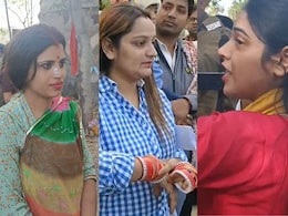 REET Exam 2025: रीट परीक्षा का आज दूसरा दिन, महिलाओं की नाक पर टेप लगाई, मंगलसूत्र उतरवाए; फिर मिली एंट्री REET Exam 2025: रीट परीक्षा का आज दूसरा दिन, महिलाओं की नाक पर टेप लगाई, मंगलसूत्र उतरवाए; फिर मिली एंट्री