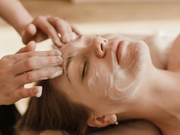 हॉलीवुड एक्ट्रेस की तरह शाइन करने लगेगी आपकी Skin, अगर घर ले आए Este Lauders के ये Skincare प्रोडक्ट हॉलीवुड एक्ट्रेस की तरह शाइन करने लगेगी आपकी Skin, अगर घर ले आए Este Lauders के ये Skincare प्रोडक्ट