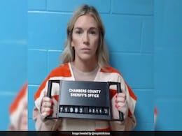 35-Year-Old US Teacher, Accused Of Having Sex With Teen Student, Turns Herself In 35-Year-Old US Teacher, Accused Of Having Sex With Teen Student, Turns Herself In