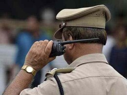 फर्जी पैन-आधार के जरिए व्यापारियों से करोड़ों की ठगी, मुंबई में बड़े कार रैकेट का भंडाफोड़ फर्जी पैन-आधार के जरिए व्यापारियों से करोड़ों की ठगी, मुंबई में बड़े कार रैकेट का भंडाफोड़