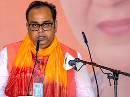 अगले डेढ़ साल में दिल्ली में 11,000 इलेक्ट्रिक बसों को सार्वजनिक बस बेड़े में शामिल किया जाएगा अगले डेढ़ साल में दिल्ली में 11,000 इलेक्ट्रिक बसों को सार्वजनिक बस बेड़े में शामिल किया जाएगा