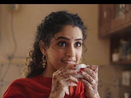 हाउस वाइफ की कहानी लेकर आई मिसेज को मिले प्यार से सान्या मल्होत्रा की आंखें हुईं नम, सोशल मीडिया पर फैन्स को कहा शुक्रिया हाउस वाइफ की कहानी लेकर आई मिसेज को मिले प्यार से सान्या मल्होत्रा की आंखें हुईं नम, सोशल मीडिया पर फैन्स को कहा शुक्रिया