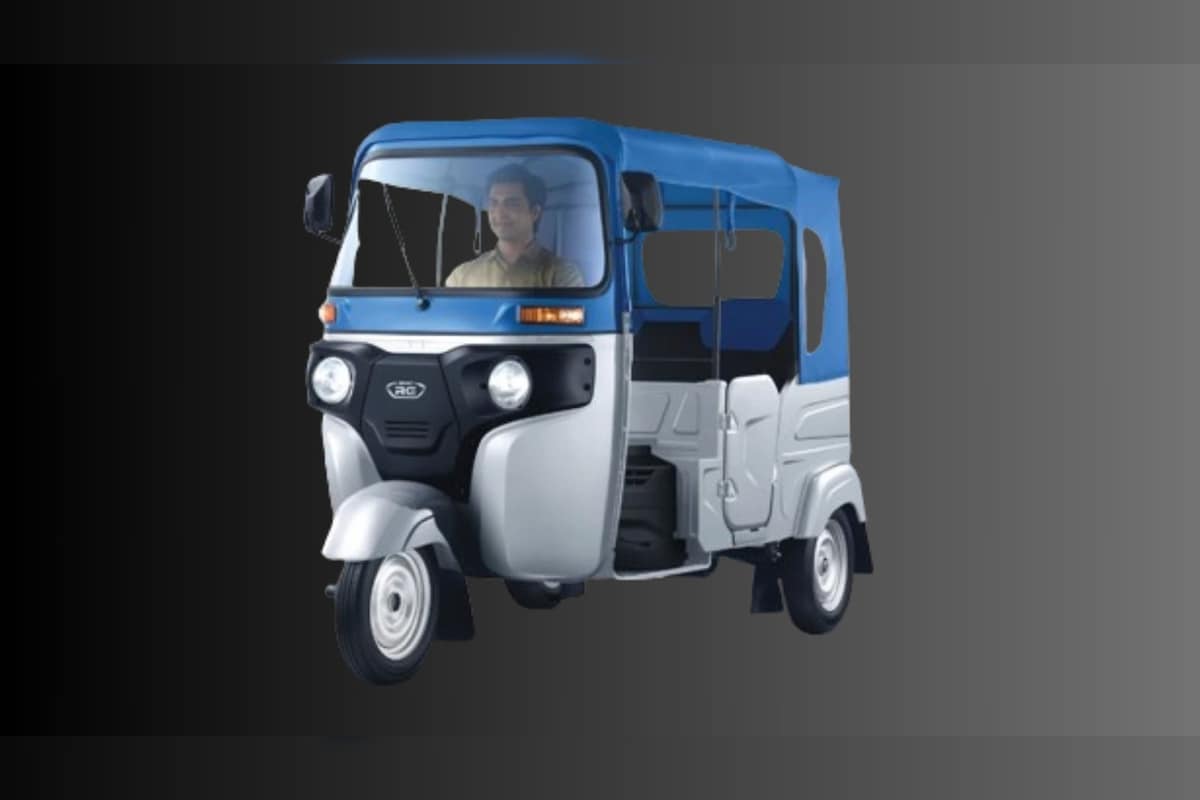 Bajaj GoGo claims to provide a wide range of products in the cargo and passenger segment Bajaj GoGo claims to provide a wide range of products in the cargo and passenger segment