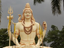सावन के तीसरे सोमवार का शिवपुराण में भी है वर्णन, जानिए क्यों है आज का व्रत खास, कैसे करें पूजा संपन्न सावन के तीसरे सोमवार का शिवपुराण में भी है वर्णन, जानिए क्यों है आज का व्रत खास, कैसे करें पूजा संपन्न