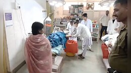 ट्रेन में वेंडर ने यात्रियों पर किया चाकू से हमला, दो महिलाओं समेत तीन लोग घायल
