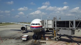 Chinese Couple Booted Off Plane In Kuala Lumpur For "Acting Insane": Report