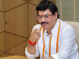 Anjali Damania : धनंजय मुंडेंवर 245 कोटींच्या घोटाळ्याचा आरोप, अंजली दमानियांनी पुरावेच सादर केले