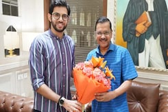 Aaditya Thackeray Meets INDIA Ally Arvind Kejriwal After AAP's Delhi Rout Aaditya Thackeray Meets INDIA Ally Arvind Kejriwal After AAP's Delhi Rout