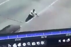 Video: SUV Driver Drags Man For 50 Metres At Bengaluru Toll After Argument Video: SUV Driver Drags Man For 50 Metres At Bengaluru Toll After Argument