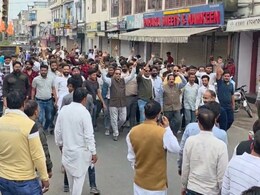 Rajasthan: 'योगी सरकार बुलडोजर-डंडे चलाती है, यहां सजा क्यों नहीं दे रहे' बिजयनगर ब्लैकमेल कांड पर बढ़ता आक्रोश, अजमेर बंद की तैयारी Rajasthan: 'योगी सरकार बुलडोजर-डंडे चलाती है, यहां सजा क्यों नहीं दे रहे' बिजयनगर ब्लैकमेल कांड पर बढ़ता आक्रोश, अजमेर बंद की तैयारी