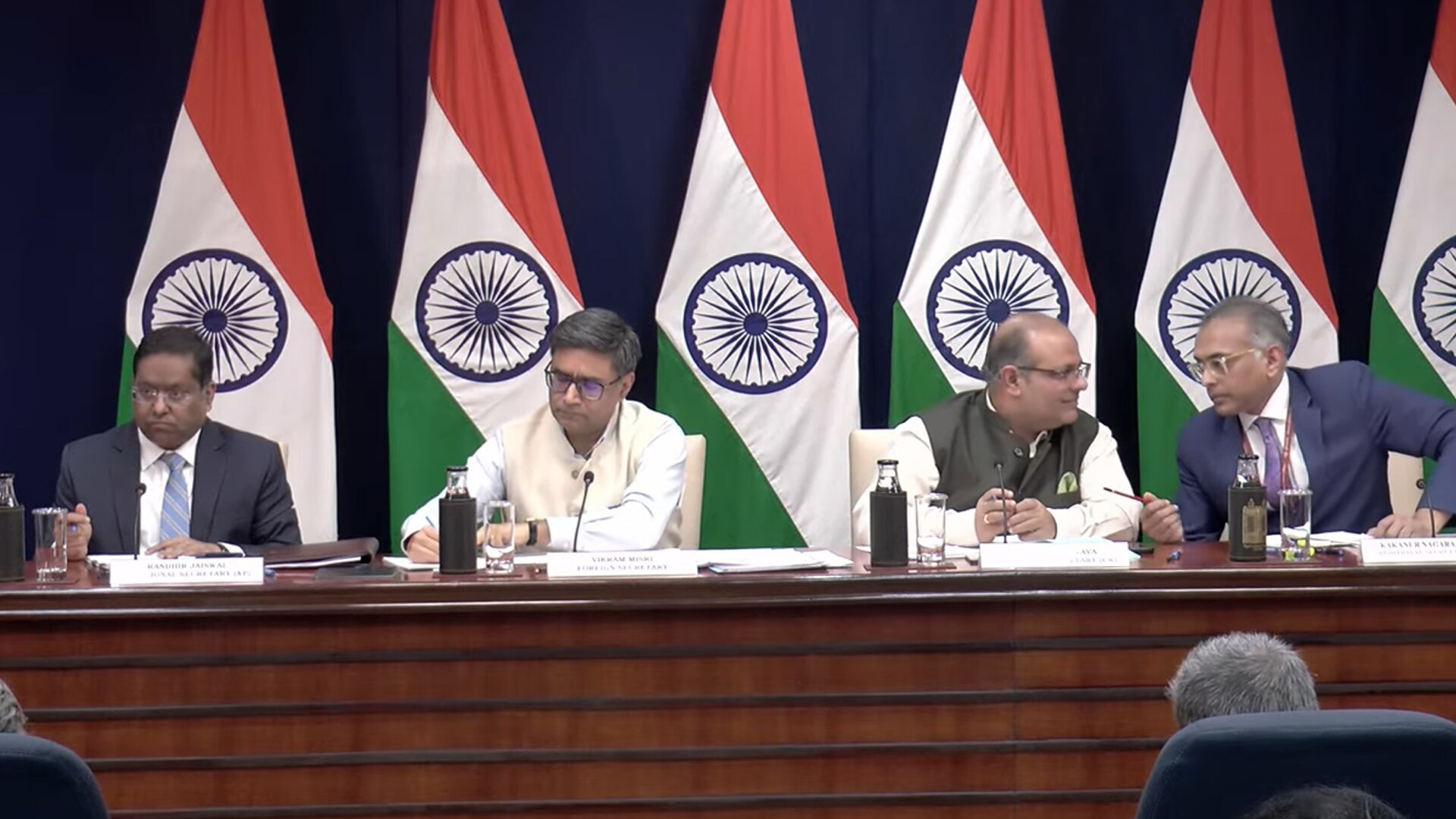 "487 Presumed Indians With Final Removal Orders": Centre On US Deportations