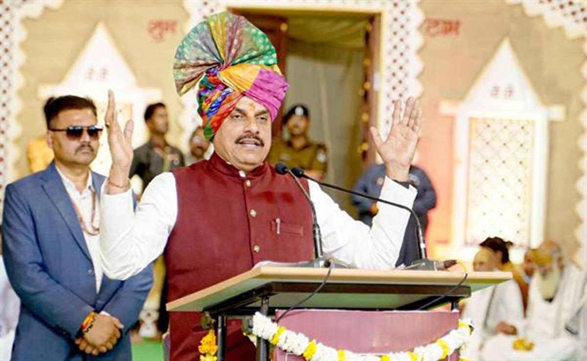 CM मोहन का ऐलान! फतेहपुर का नाम अब होगा अजब धाम, दमोह में पूर्व RSS चीफ के नाम पर स्कूल