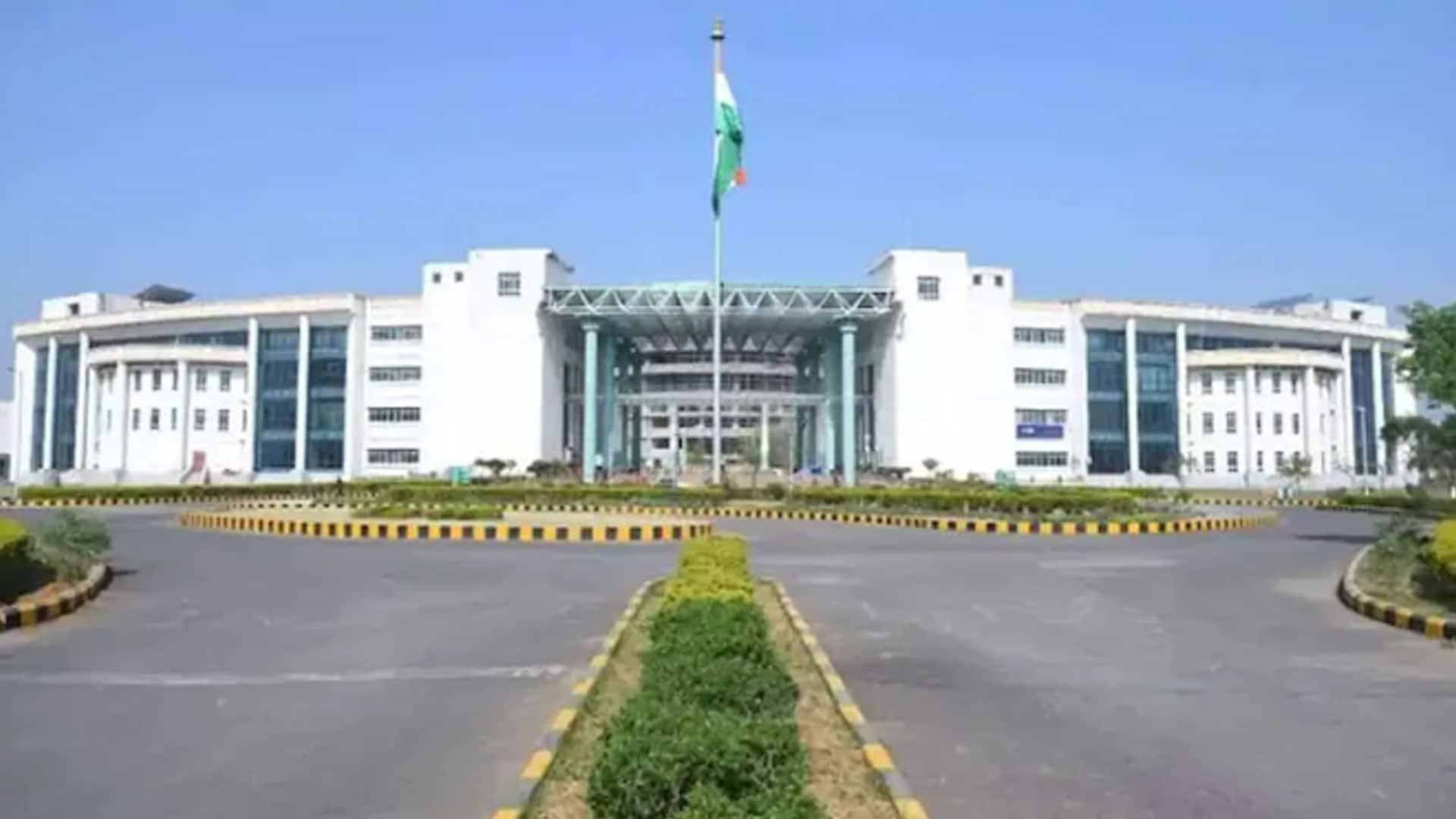 IIT Student Dies By "Suicide", Police Recover Phones, Laptop