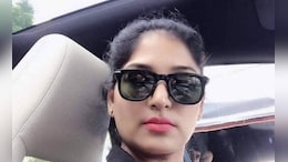 Karuna Munde: करुणा मुंडे आपल्याच वकीलावर भडकल्या, कोर्टाच्या बाहेर काय घडलं?