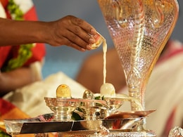 Sawan Shivratri 2025: इस बार भद्रा के साए में आएगी शिवरात्रि, जानिए किस समय महादेव का पूजन करना होगा शुभ Sawan Shivratri 2025: इस बार भद्रा के साए में आएगी शिवरात्रि, जानिए किस समय महादेव का पूजन करना होगा शुभ