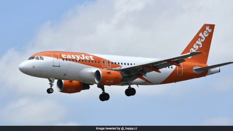 Passenger Breaks Into Easyjet Cockpit, Forces Plane To Make U-Turn