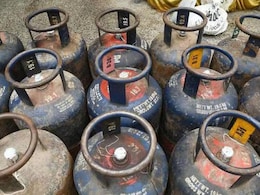 आज से LPG सिलेंडर हुआ सस्ता! कीमतों में 33.50 रुपये की कटौती, जानें ताजा रेट आज से LPG सिलेंडर हुआ सस्ता! कीमतों में 33.50 रुपये की कटौती, जानें ताजा रेट