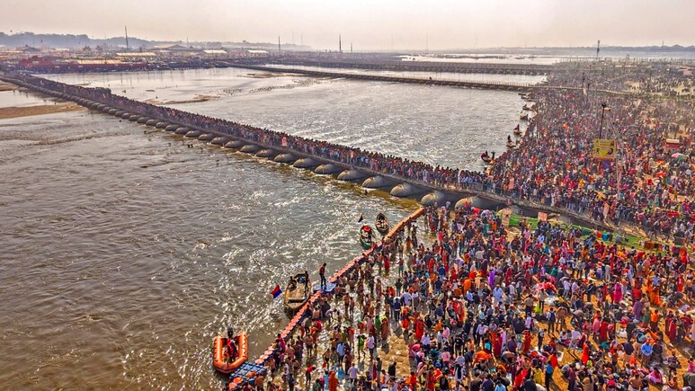 महाकुंभ में श्रद्धालुओं का महारिकॉर्ड ! डुबकी लगाने वालों का आंकड़ा 50 करोड़ के पार