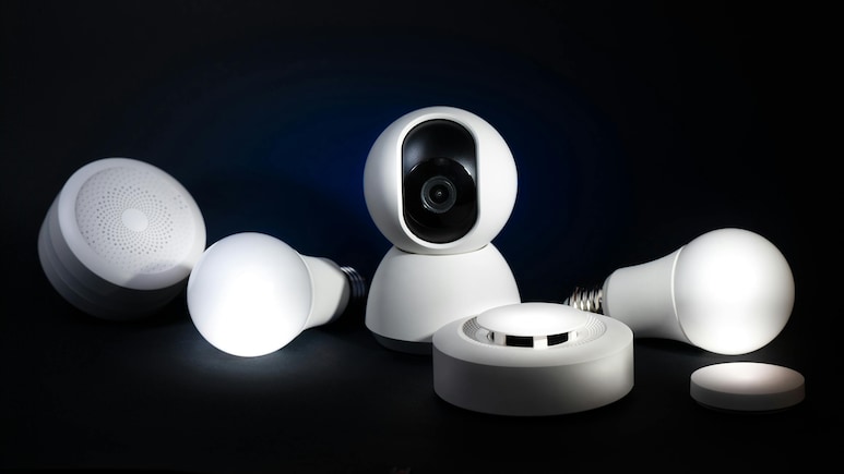 घर को सेफ रखने में मदद करते हैं Surveillance Cameras, Flipkart दे रहा इन्हें कम दाम में ऑर्डर करने का मौका घर को सेफ रखने में मदद करते हैं Surveillance Cameras, Flipkart दे रहा इन्हें कम दाम में ऑर्डर करने का मौका