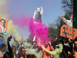 दिल्ली चुनाव में कैसे पलटी बाजी? भाजपा ने इस तरह तोड़ा 'आप का तिलिस्म' दिल्ली चुनाव में कैसे पलटी बाजी? भाजपा ने इस तरह तोड़ा 'आप का तिलिस्म'