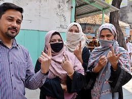पीपल्स पल्स EXIT POLL: दिल्ली में BJP को किसने दिया छप्परफाड़ वोट, देखिए पूरी लिस्ट पीपल्स पल्स EXIT POLL: दिल्ली में BJP को किसने दिया छप्परफाड़ वोट, देखिए पूरी लिस्ट
